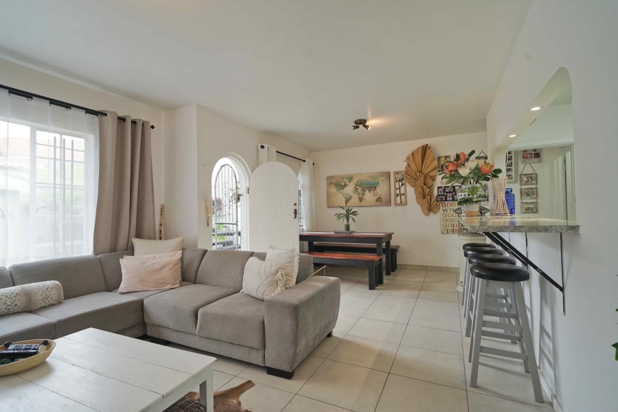 2 Bedroom Property for Sale in Beacon Bay Eastern Cape